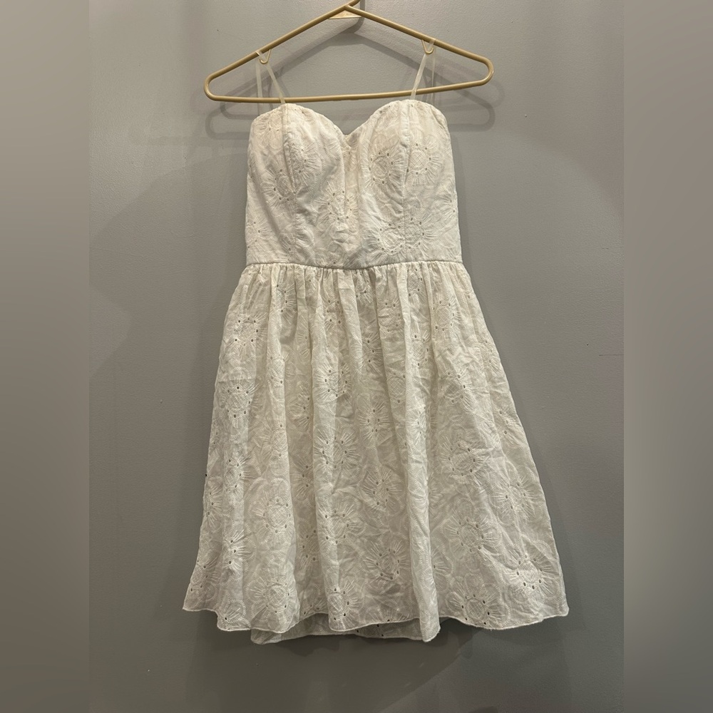 NWT Speechless Eyelet White sweetheart Dress. Junior 11.